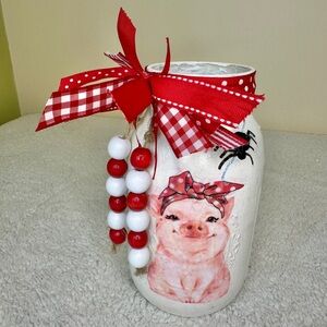 Charlotte’s Web–Inspired Decorative Mason Jar